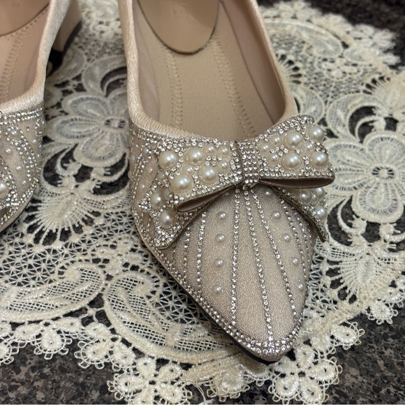 Amazon Beautiful Sparkly Shoes 10 - Picture 2 of 8